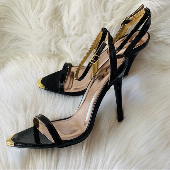 ☀️Two Strap Black Patent Heels with Gold Point - Picture 7 of 8